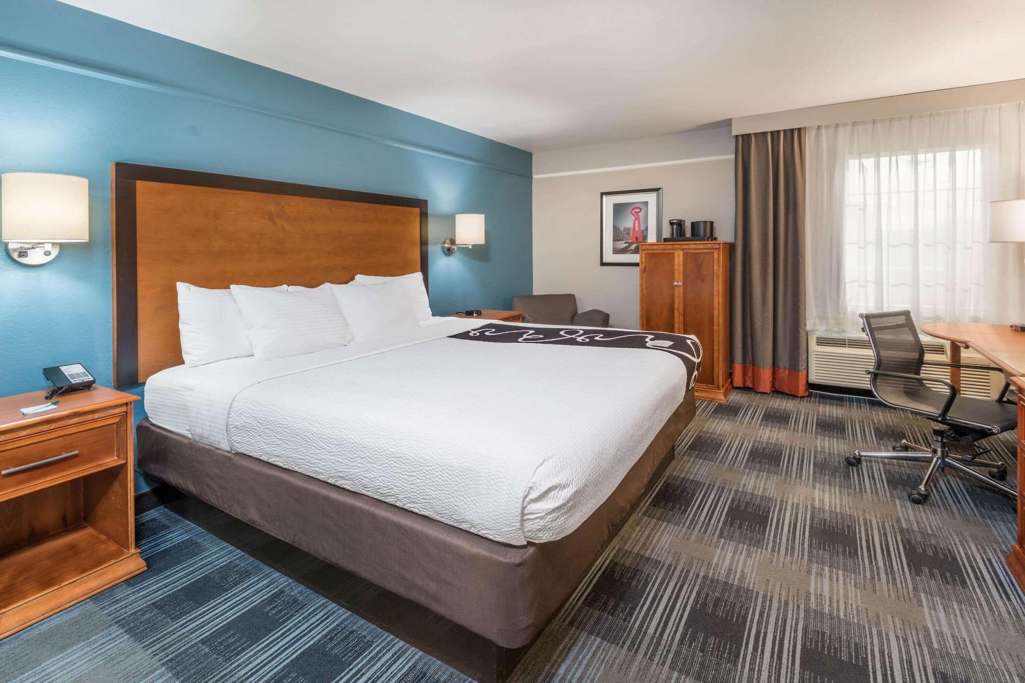 La Quinta Inn By Wyndham San Antonio Brooks City Base Exterior foto